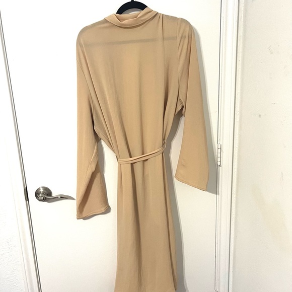 Blush Pink Cardigan - Picture 2 of 3